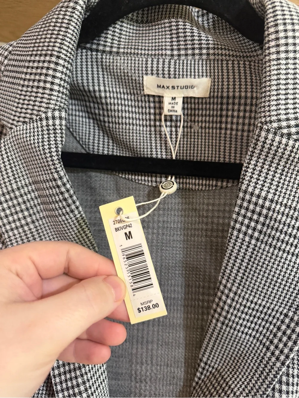 NWT Max Studio Men’s Grey Plaid Single-Button Blazer
